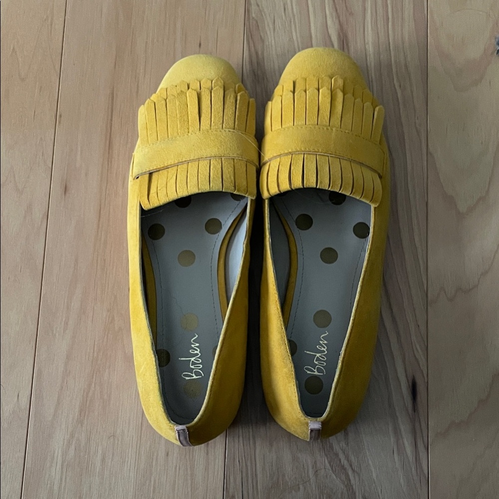 Boden Mustard Suede Fringe Loafers